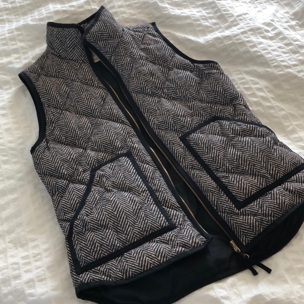 J. crew excursion herringbone vest size XS